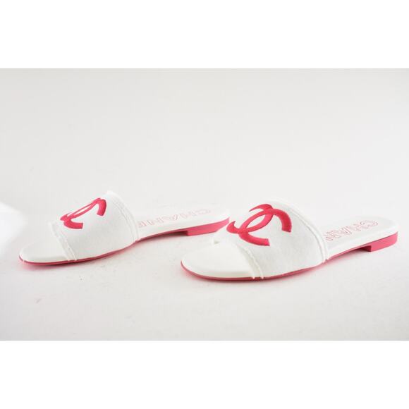 Chanel 24C White Fuchsia Pink CC Logo Fabric Knit Mule Slide Slip On Sandal 40.5 - Picture 13 of 15